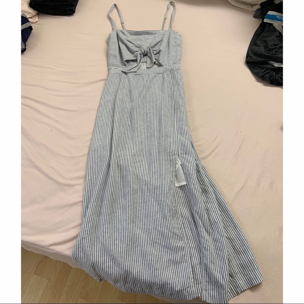 Abercrombie & Fitch Cutout Midi Dress